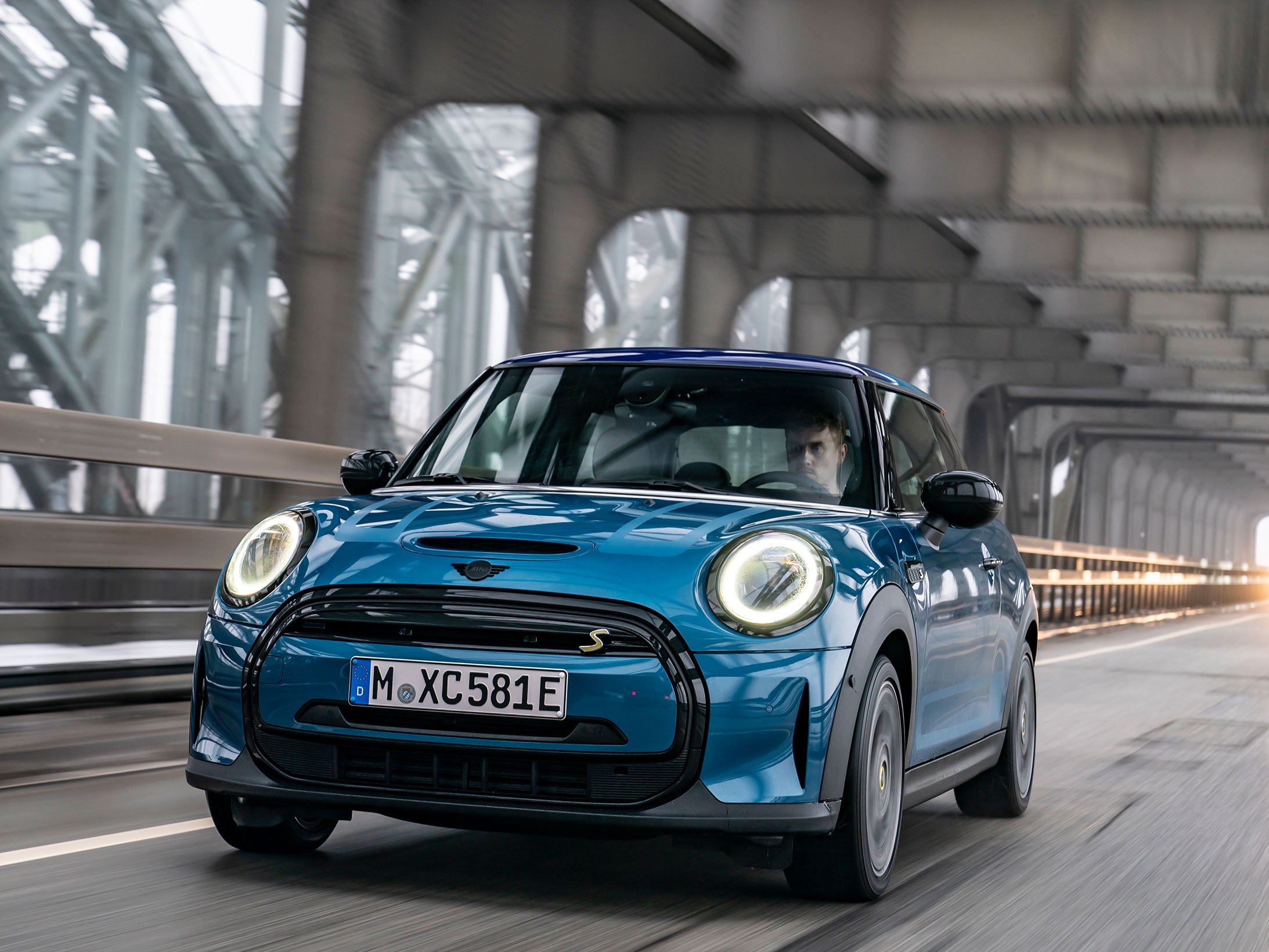 MINI GEN Z E EDITION